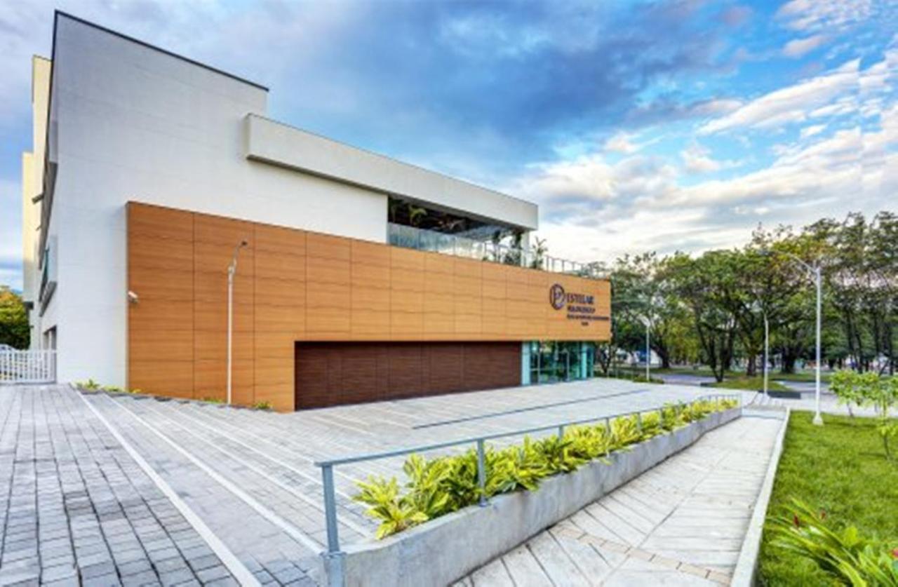 Hotel Estelar & Centro De Convenciones 5*