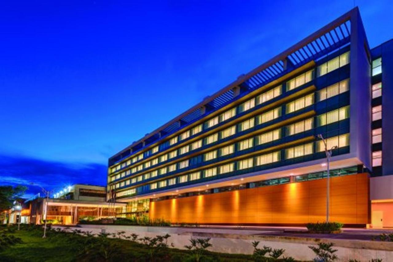 Hotel Estelar & Centro De Convenciones 5*