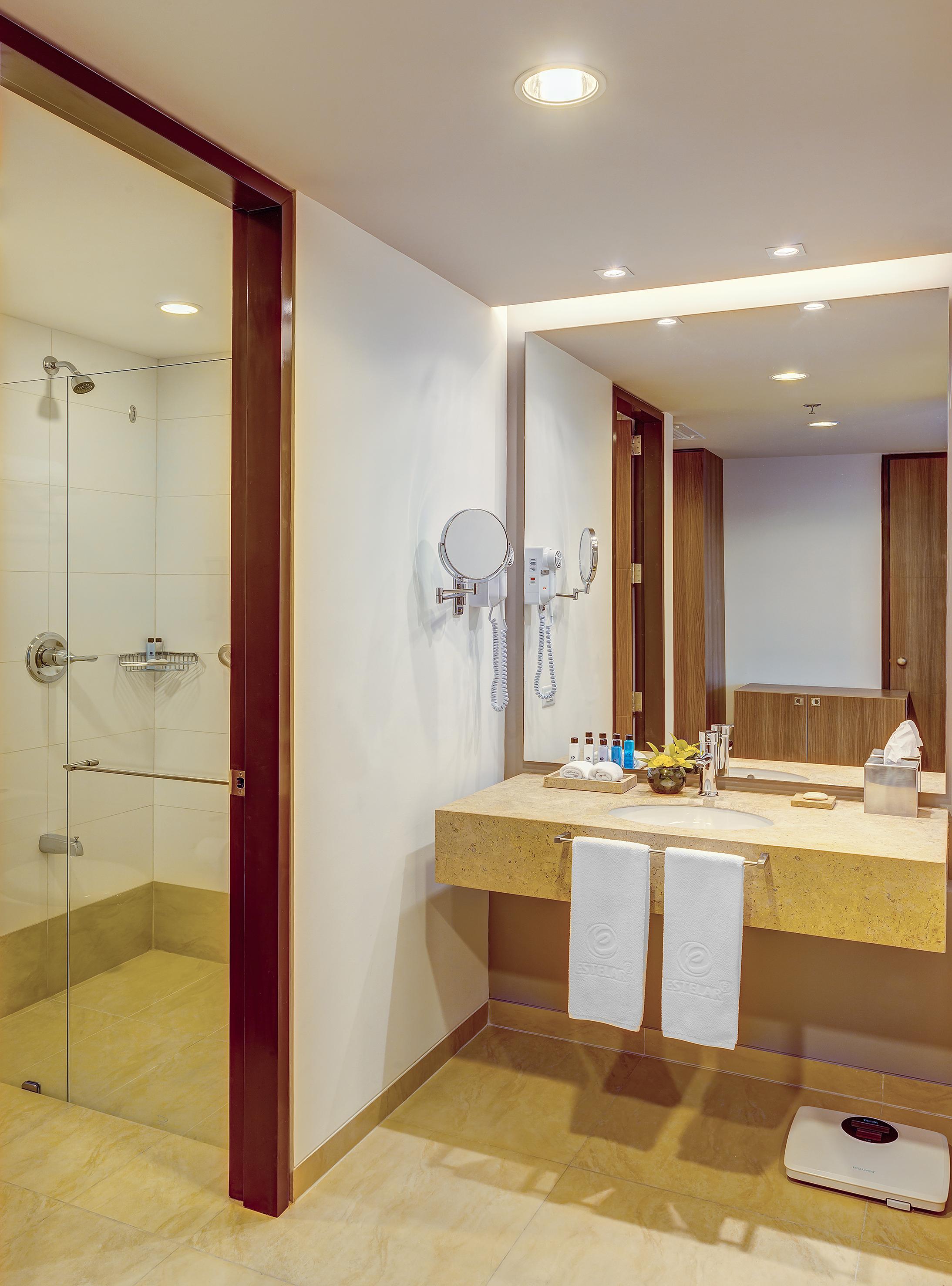 Estelar & Centro De Convenciones Hotel 5*