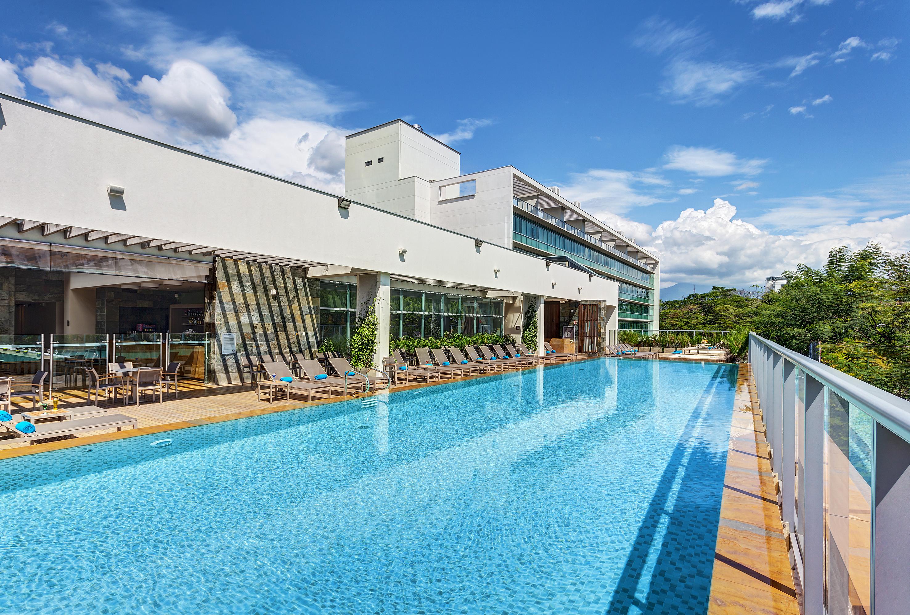 Hotel Estelar & Centro De Convenciones 5*
